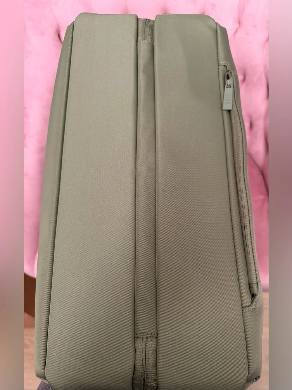 BEIS olive green
